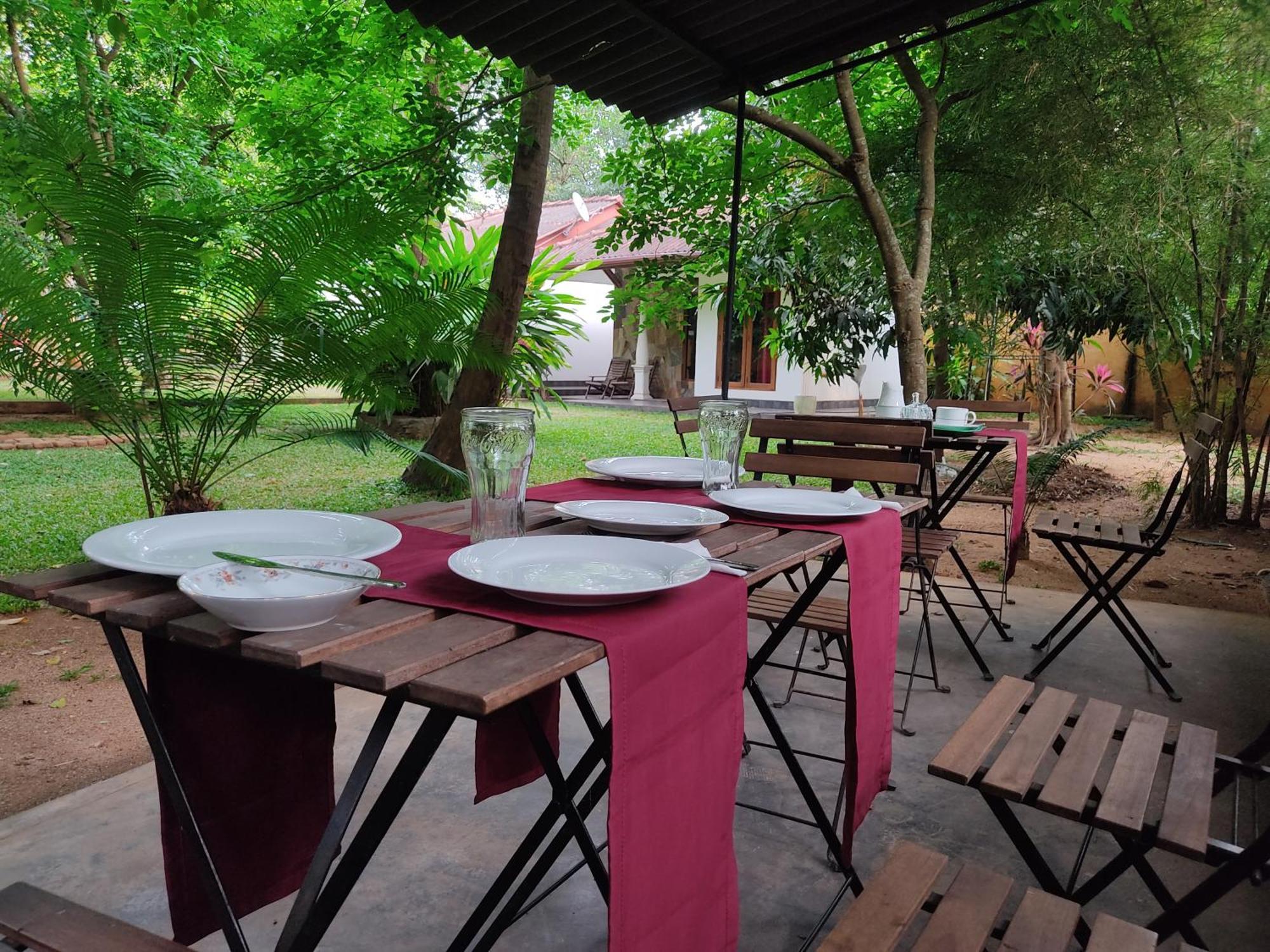 The Calm Cabana Dambulla Rum bild